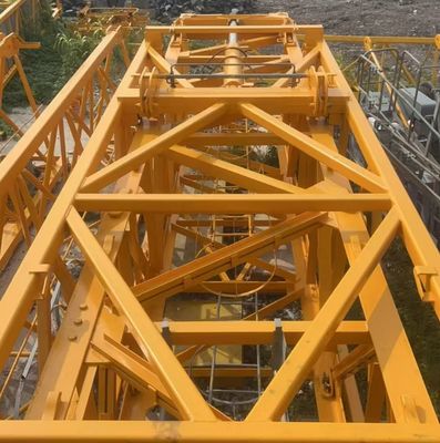QTZ250 7020 Keran menara bekas dengan beban maksimum 10t 70m Boom dan L68 mast