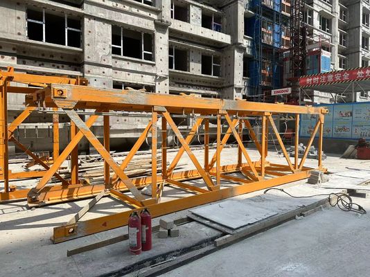 6515 8T STT153 Keran menara bekas Dengan 65m Jib Kerja Dan 60m Tinggi