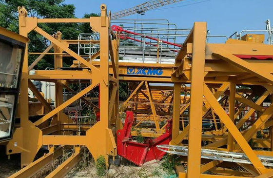 Beban 10 ton Beban 7020 digunakan Tower Crane Dengan Freestand Tinggi 60meter L68 Mast
